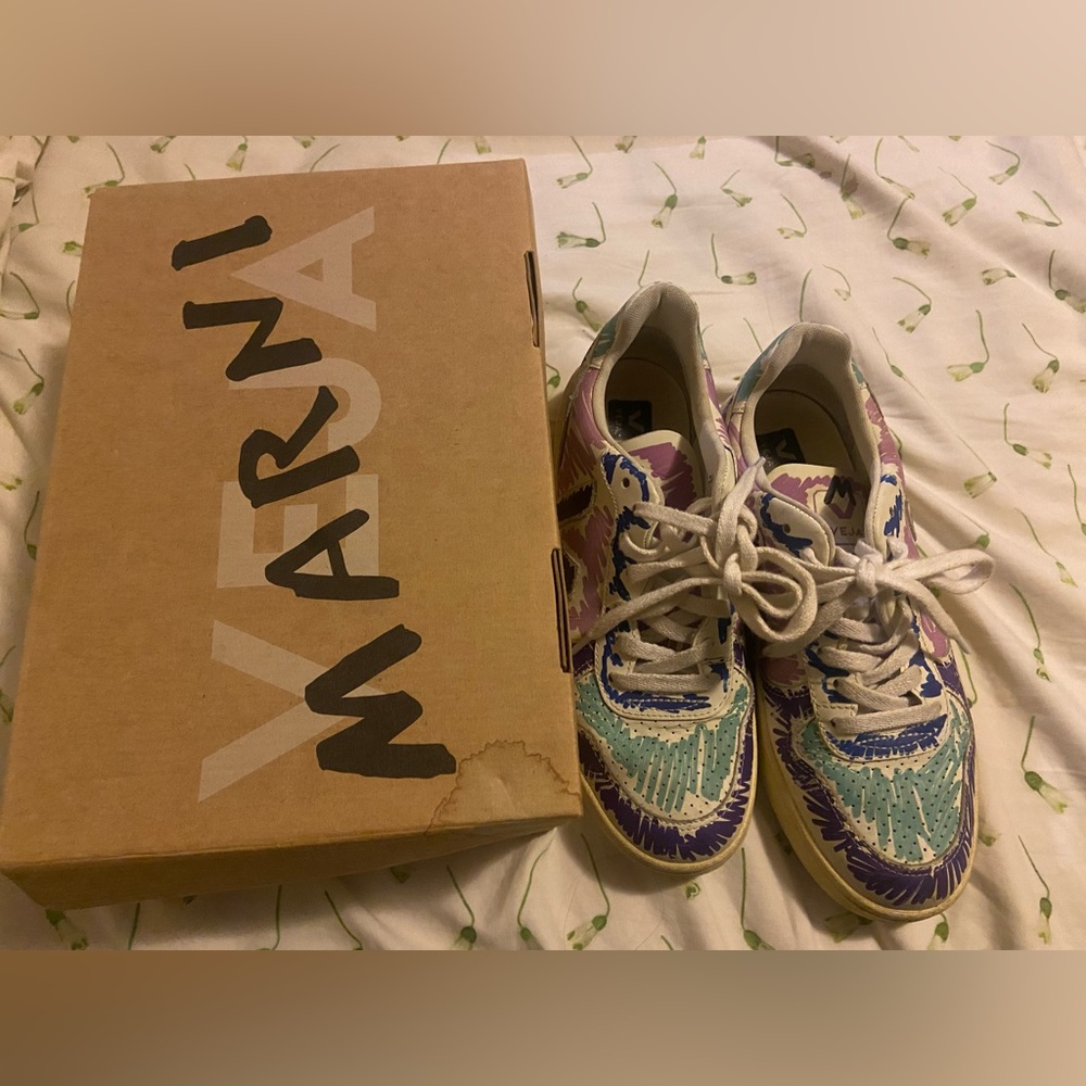 V-10 LEATHER VEJA X MARNI ORCHID BLACK size 39